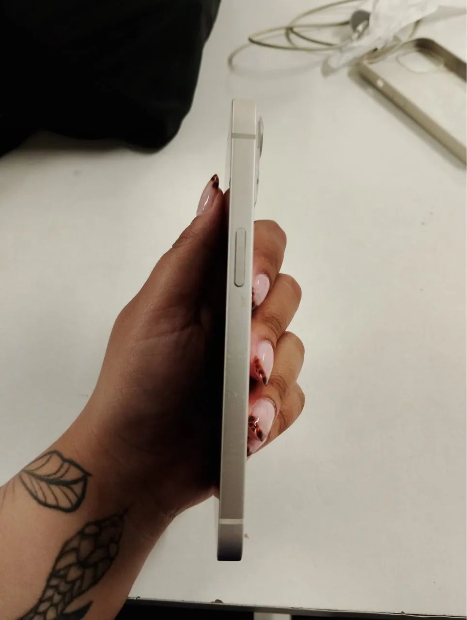 IPHONE 13 128gb - Foto 2