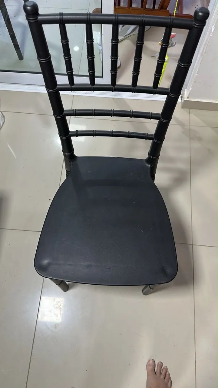 Cadeira em plástico resistente  - Foto 2
