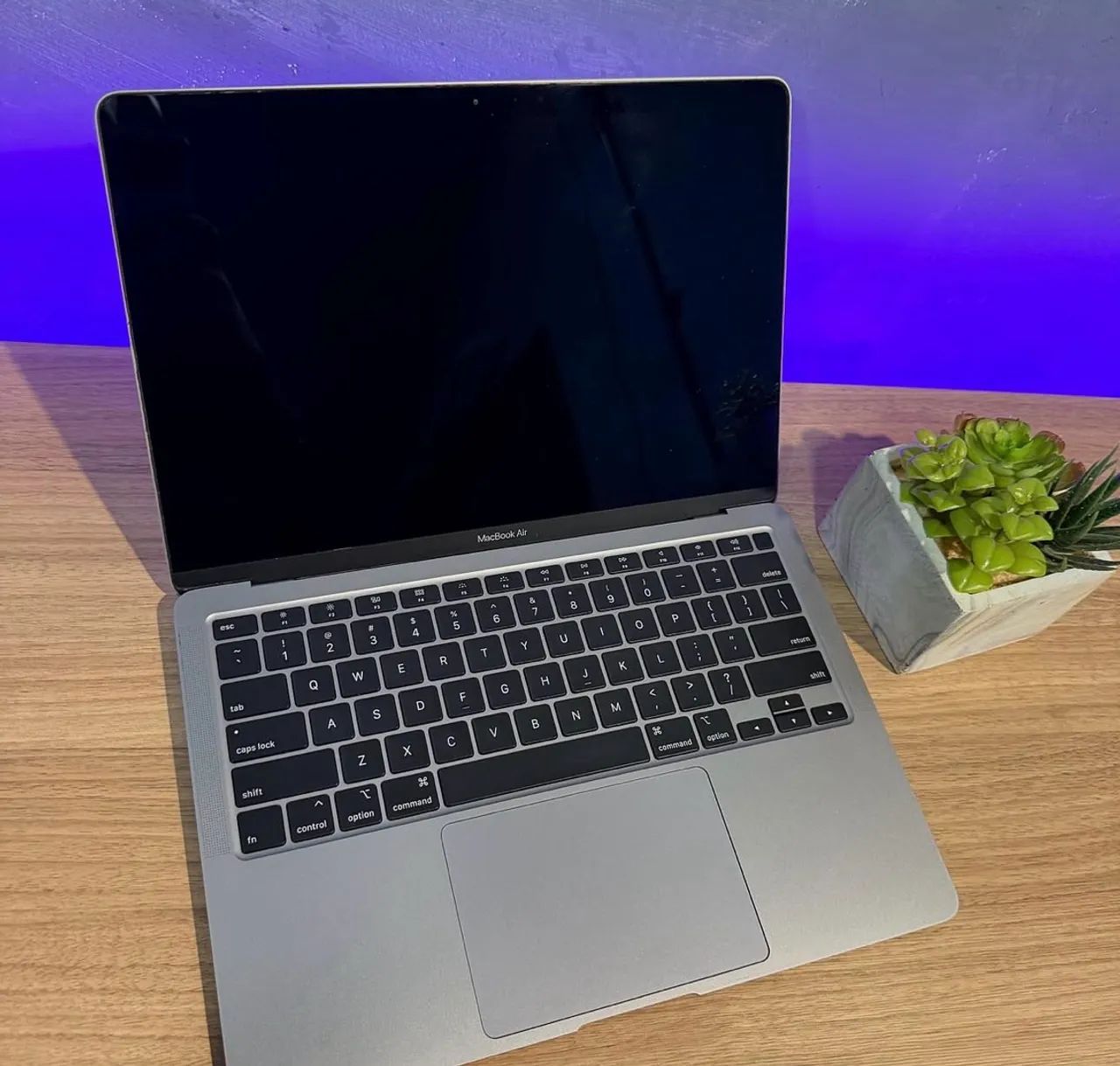 MacBook Air M18GB - 256GB SSD 