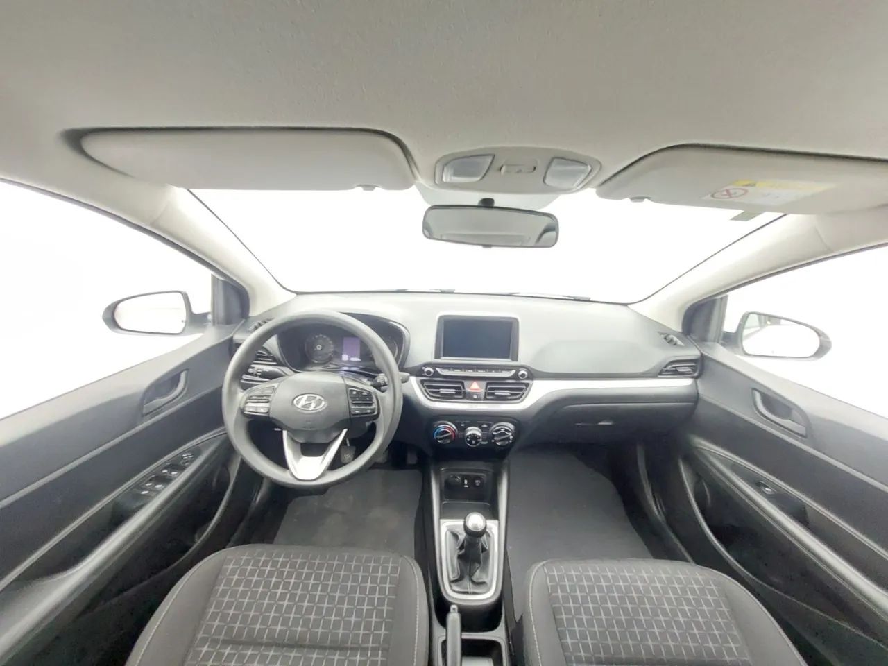Hyundai HB20 Comfort 1.0 Flex 12V Mec., foto 15 de 18