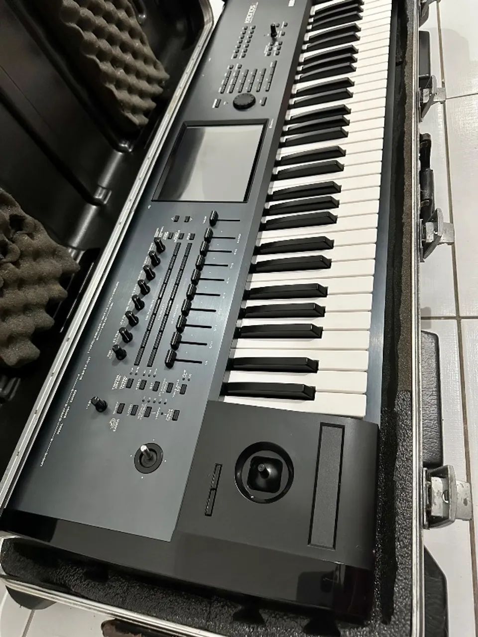 Teclado workstation Korg Kronos X-61 - Foto 3