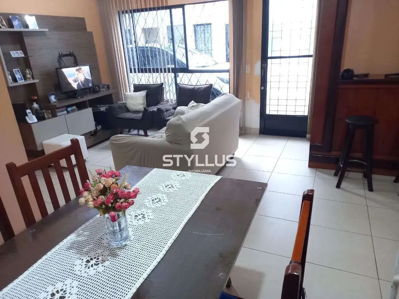 Casa Espaçosa em Condomínio Fechado com Lazer Completo! M44N - Foto 3