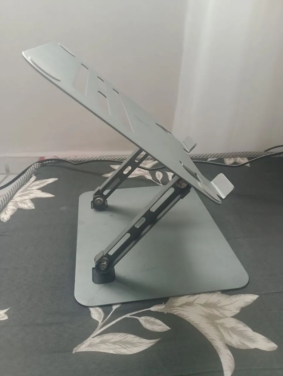 Suporte De Mesa Para Notebook Aero Stand Hrebos Hs-334 - Foto 5