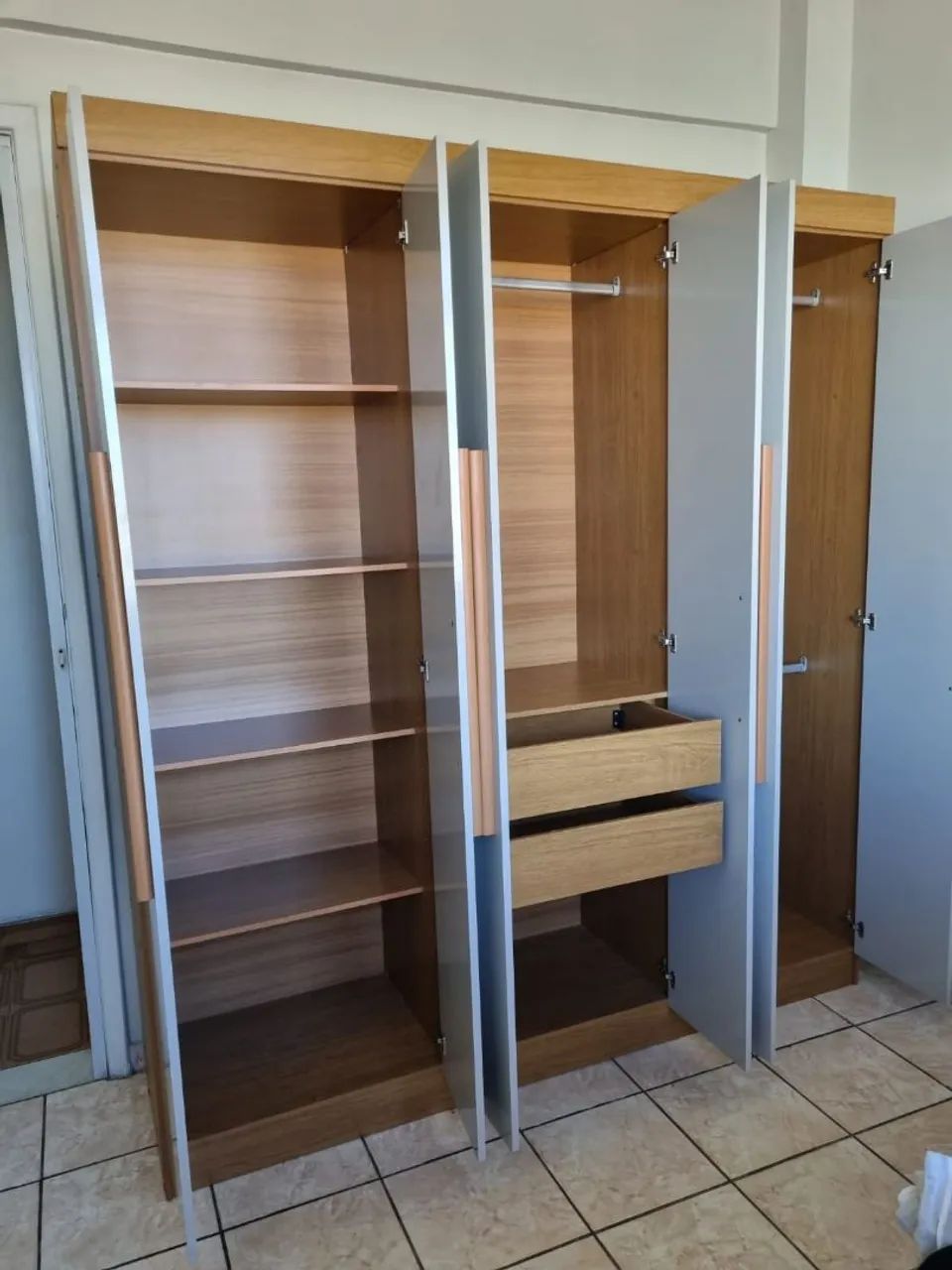 Armário de Quarto Novíssimo com 6 meses de uso - Foto 2