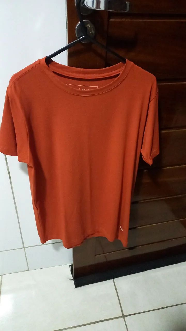 Blusas Ciao,osklen e oca ( 100 cada) - Foto 4