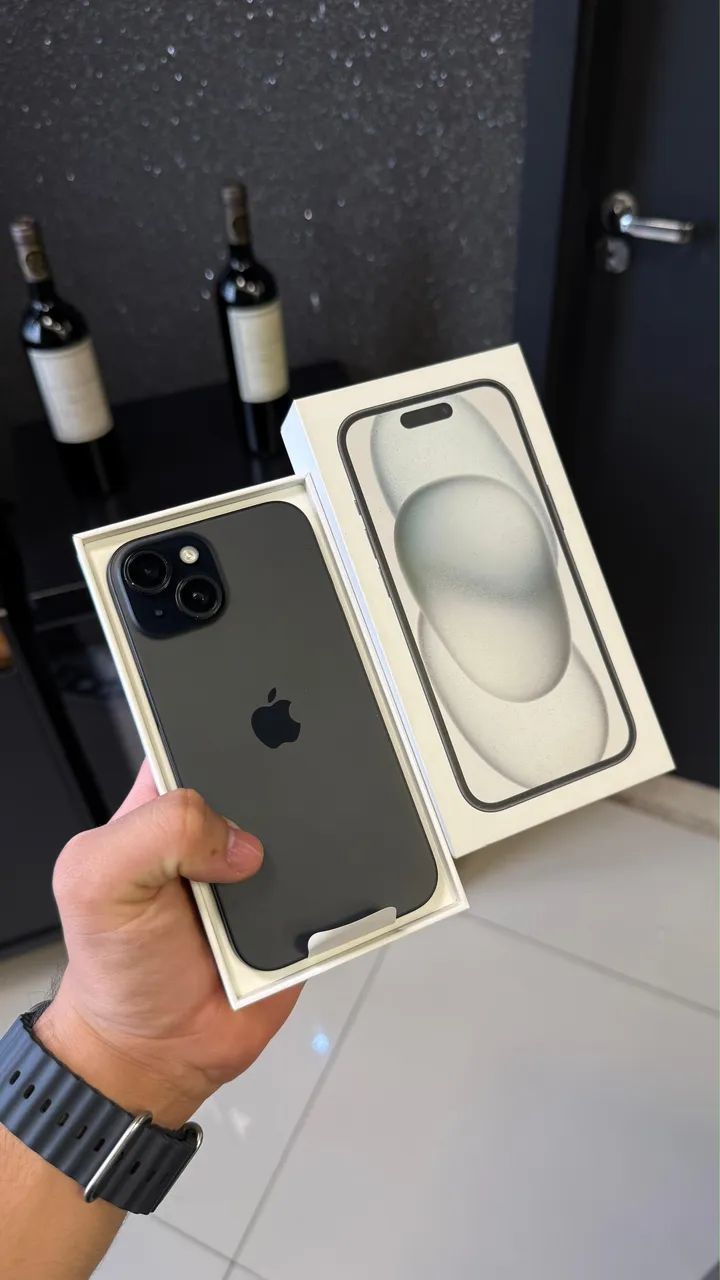 iPhone 15 128Gb com caixa 