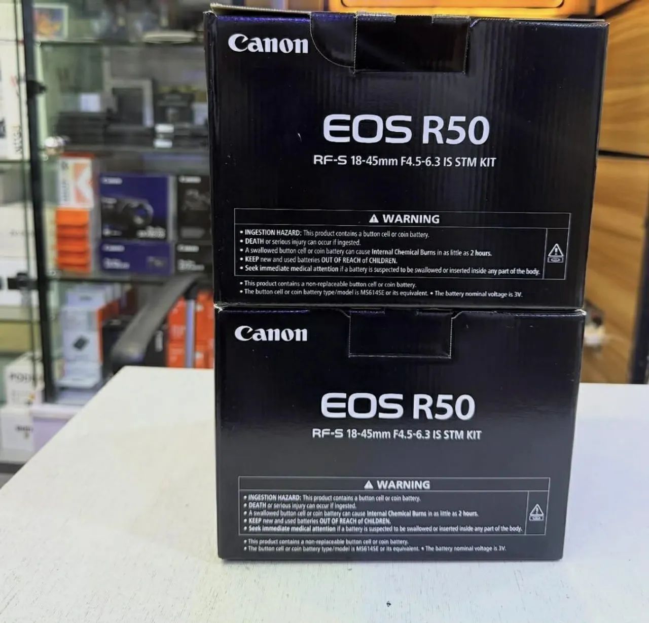 Câmera Cânon Eos R50 Mirrorless Lente 18-45mm Nova com NF - Foto 2