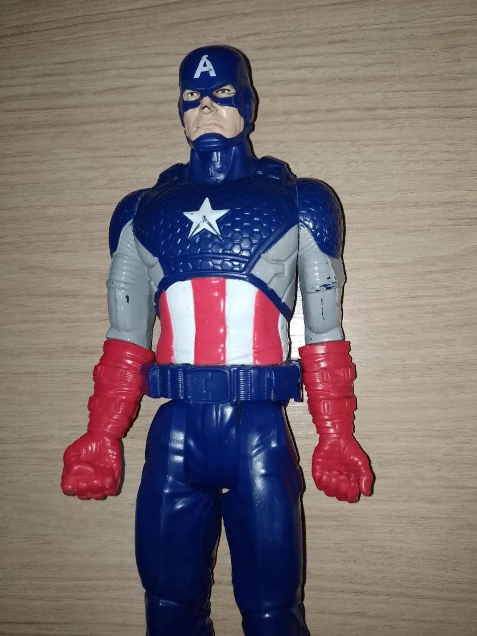 Bonecos Marvel capitão América e Thor  - Foto 4