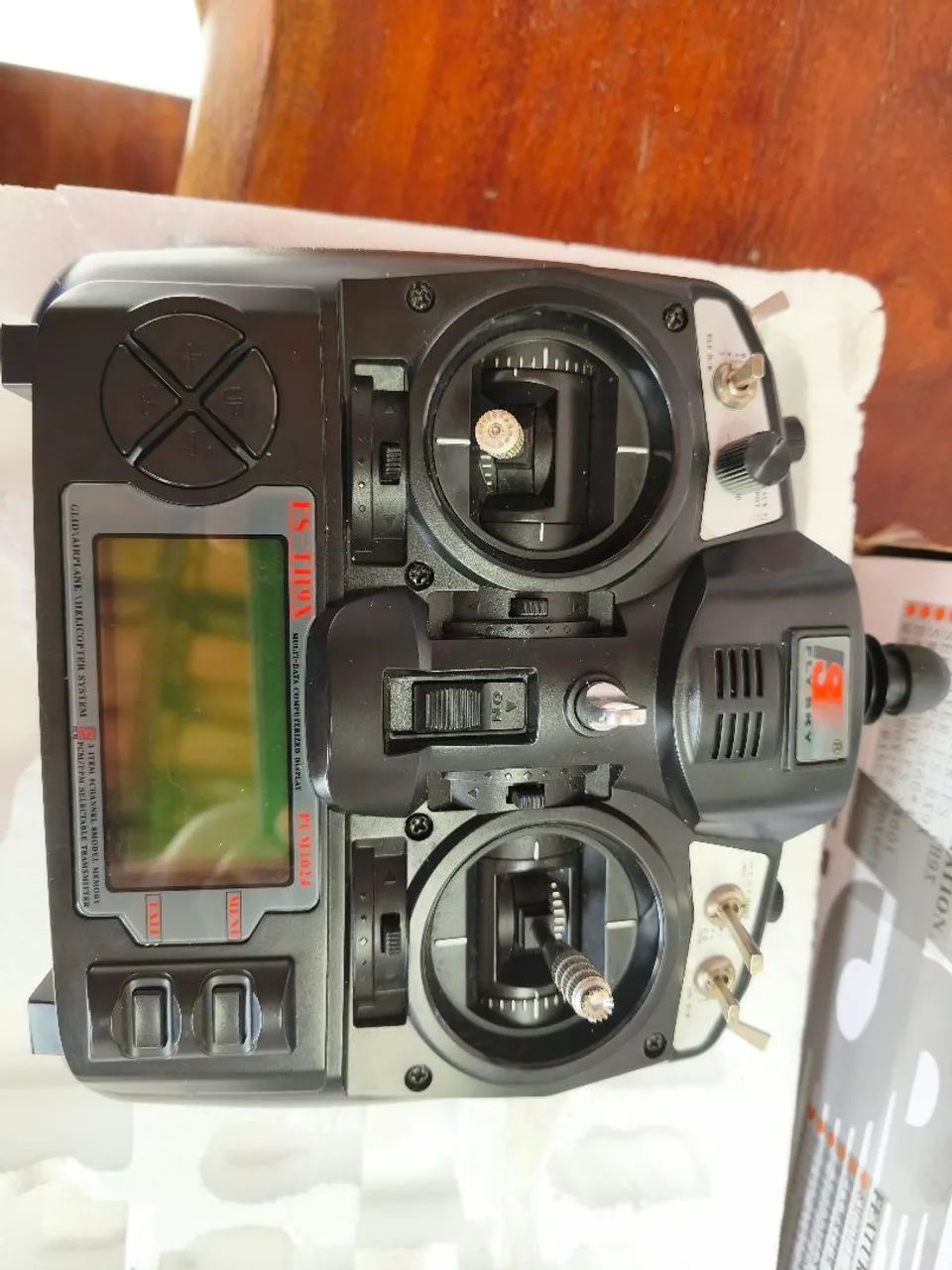 Controle para aeromodelismo FS-TH9X  - Foto 5