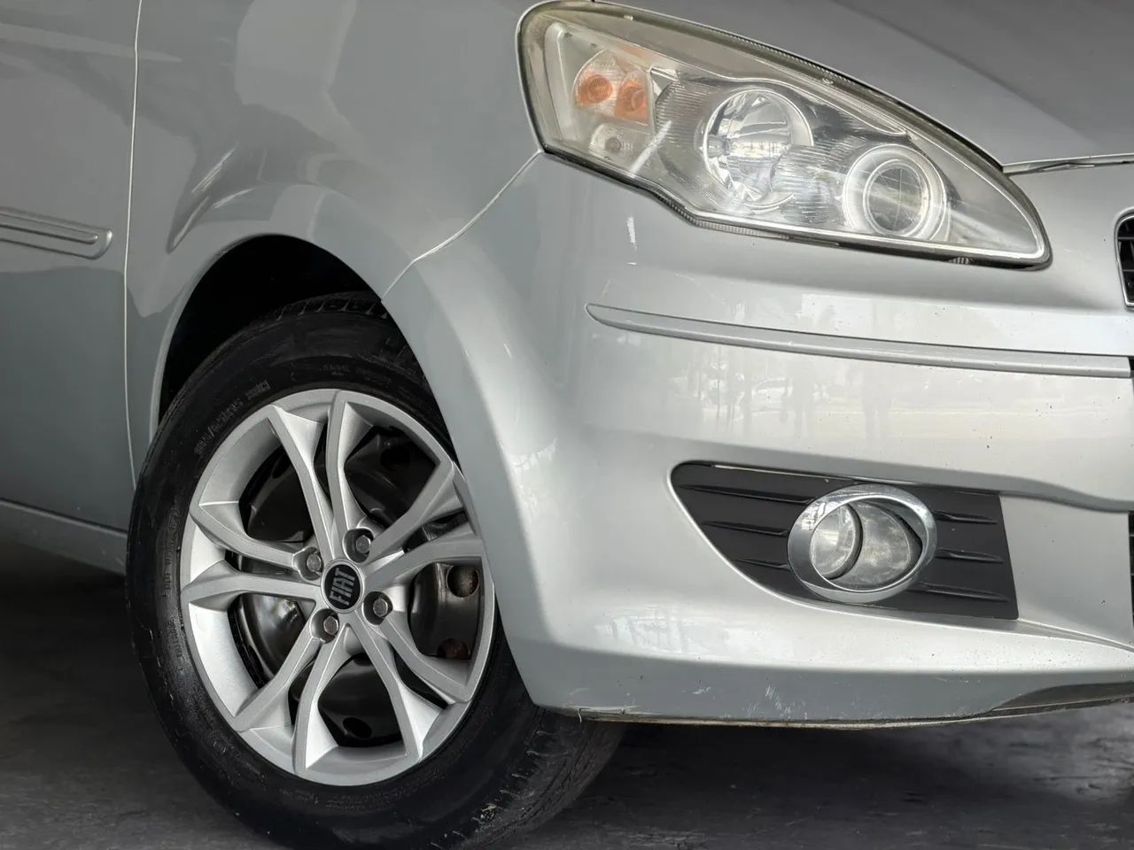 Fiat Idea Attractive 1.4 Fire Flex 8V 5P 2013 - Foto 2