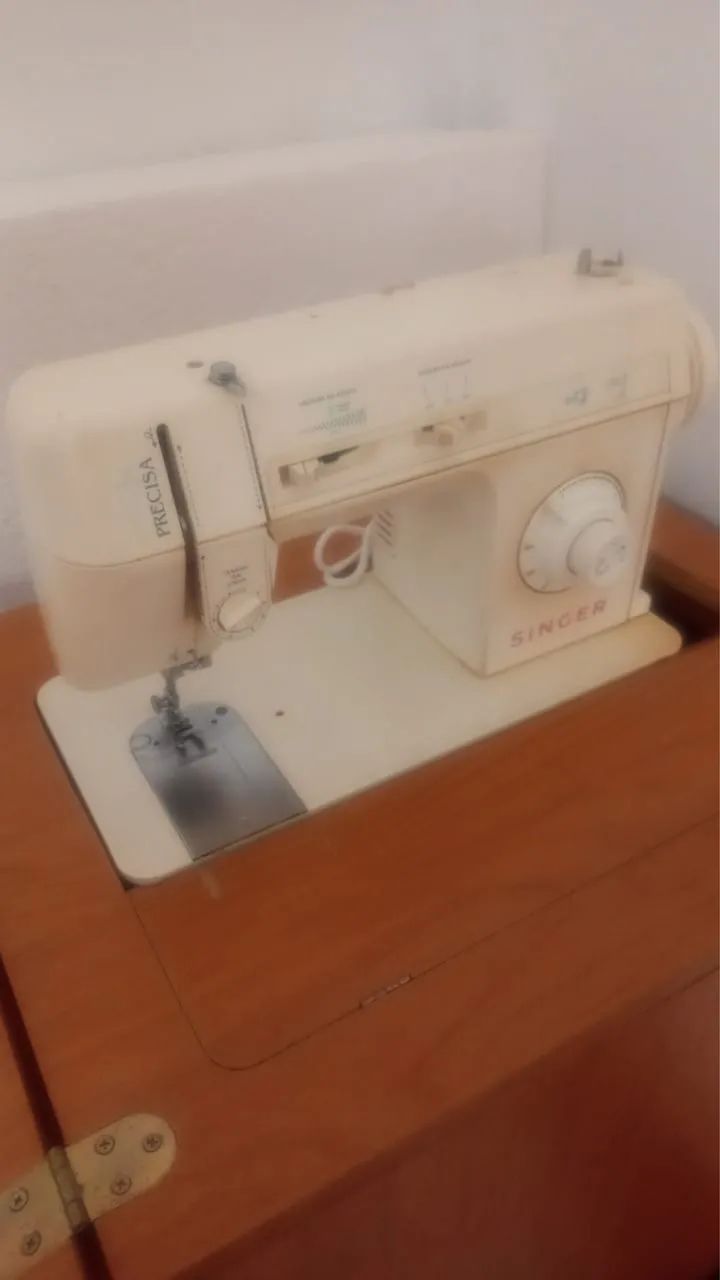 Máquina singer antiga  - Foto 3