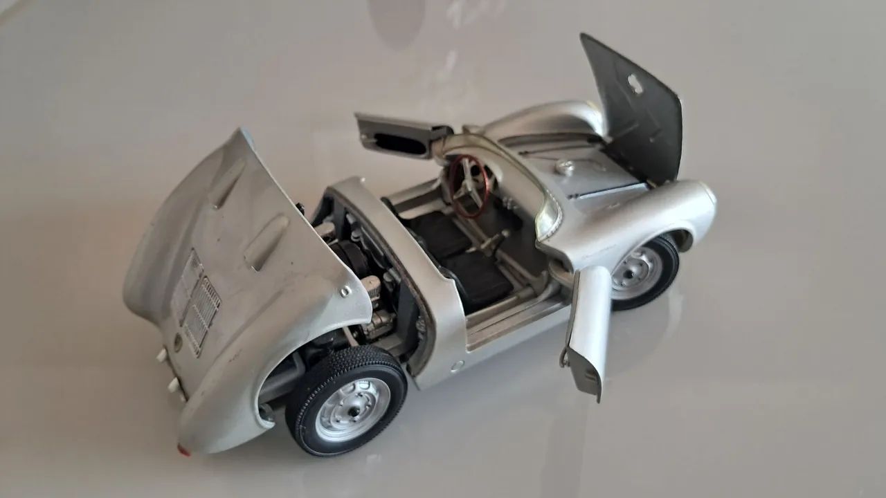 Miniatura Diecast Porsche 550 A Spyder Maisto  - Foto 4
