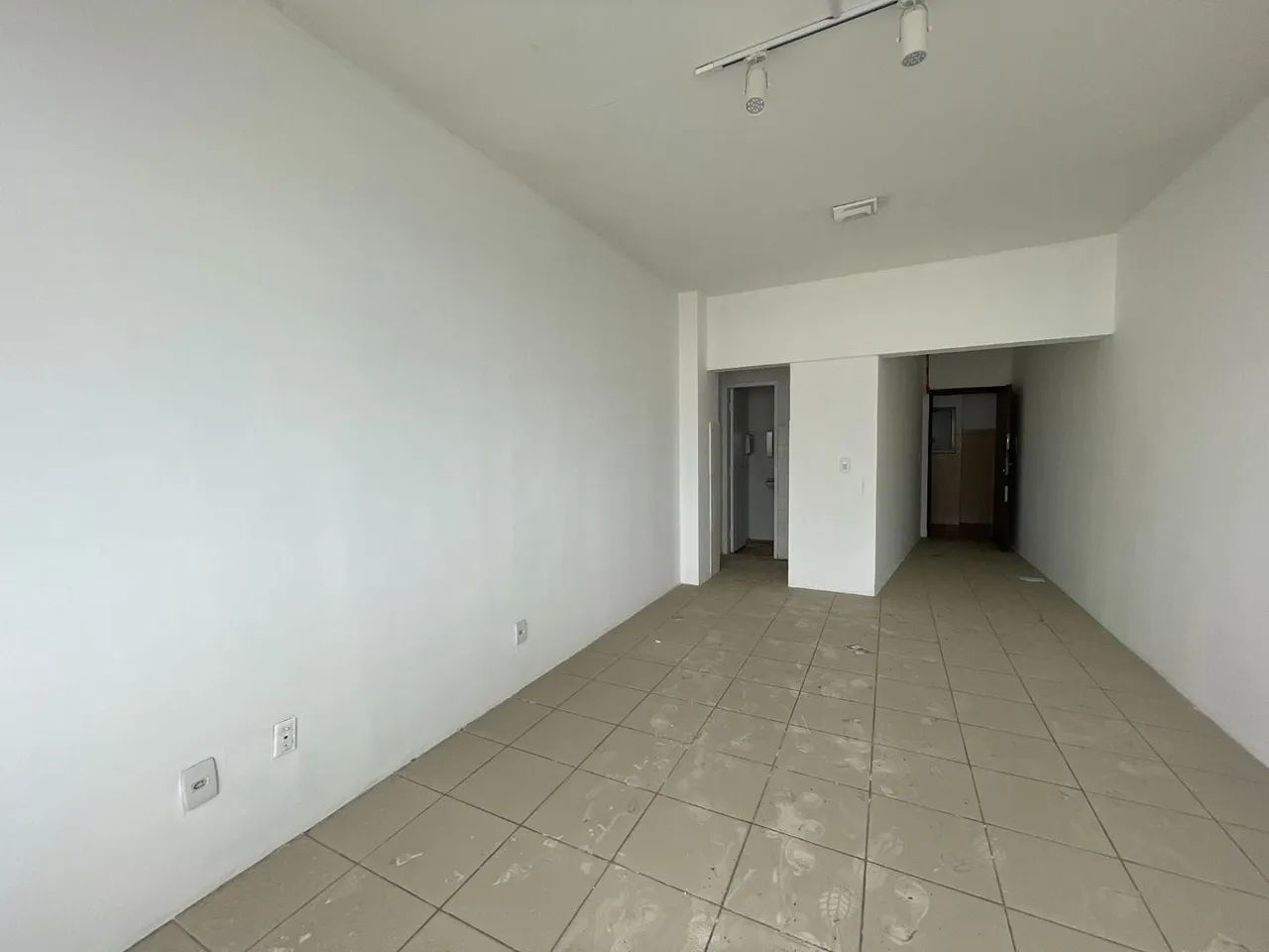 Sala para alugar, 46 m² por R$400/mês - Centro - Fortaleza/CE - Foto 5