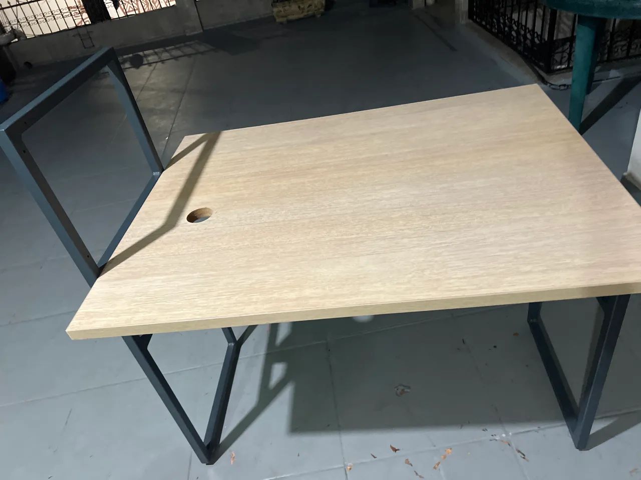 Study or Office Desk415075784281313281