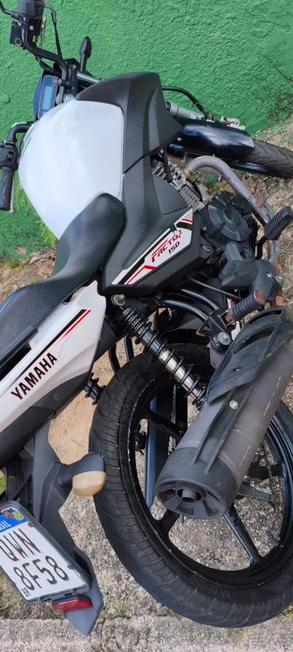 Venda de moto semi nova - Foto 4