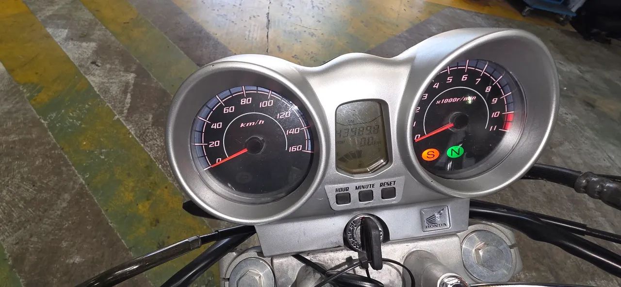 CBX 250 TWITTER  2006 - Foto 5