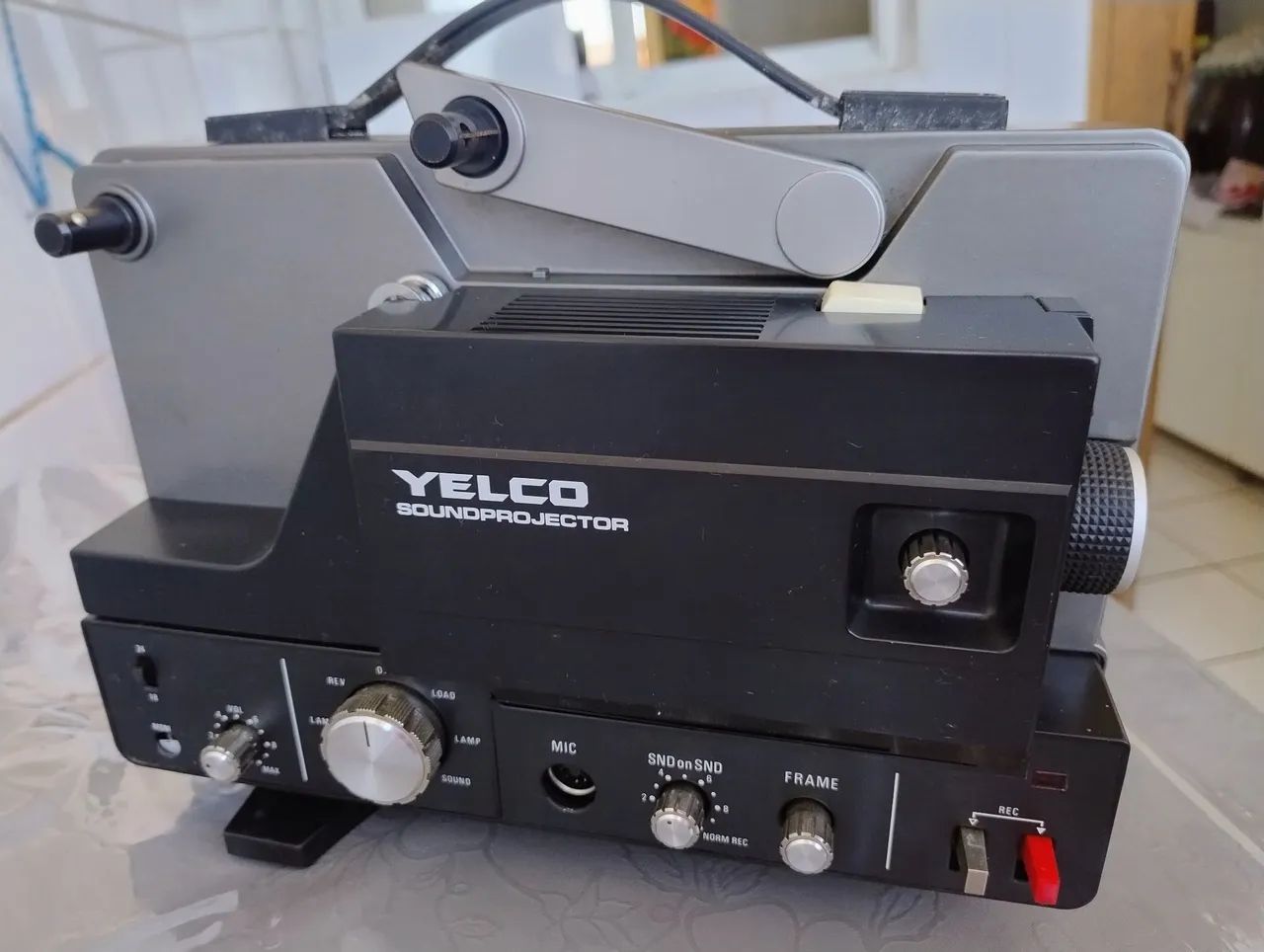 PROJETOR YELCO (SOUND) - Foto 2