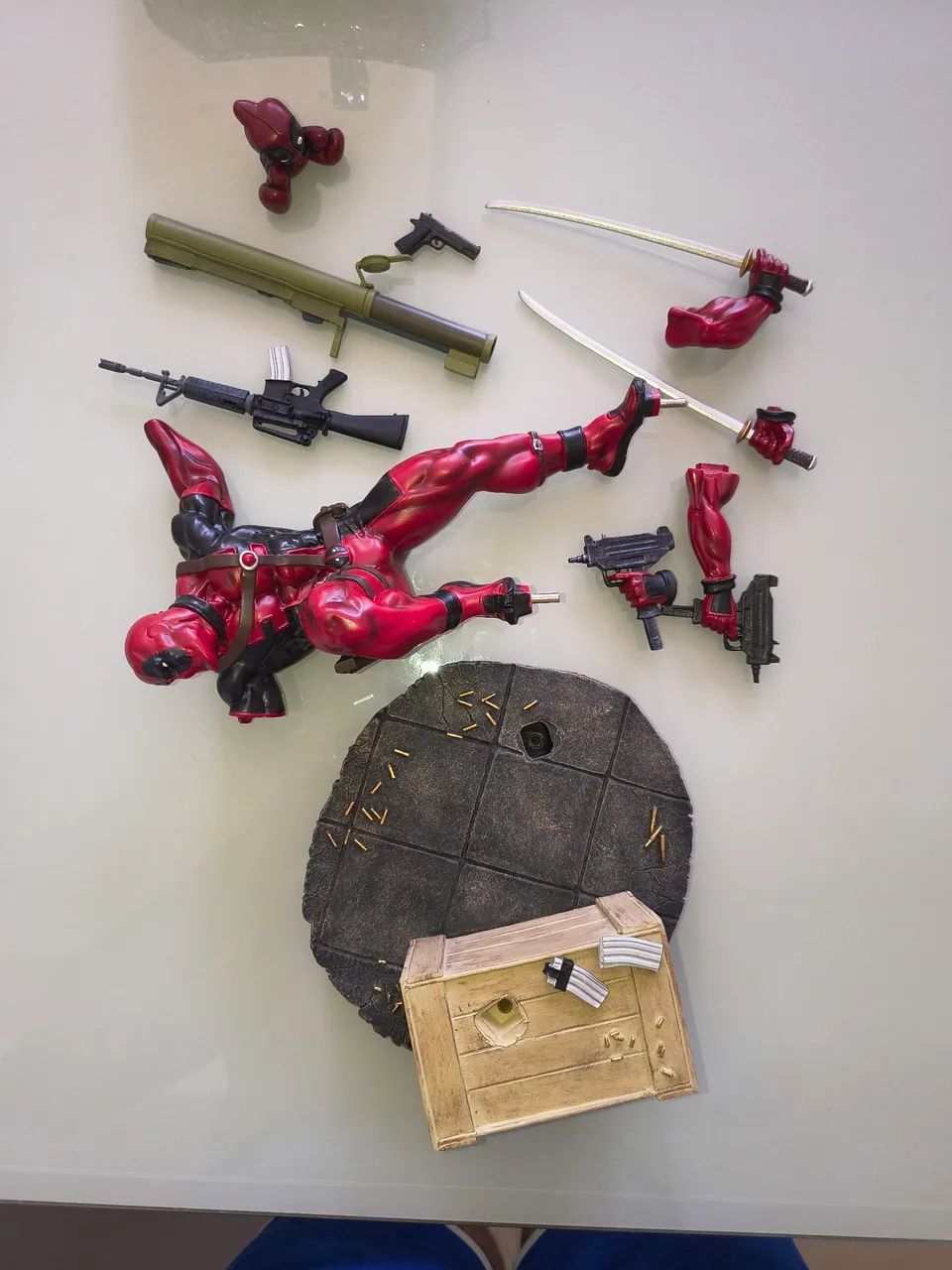 Deadpool kotobukiya Fine Art 1/7 Bowen scale - Foto 3