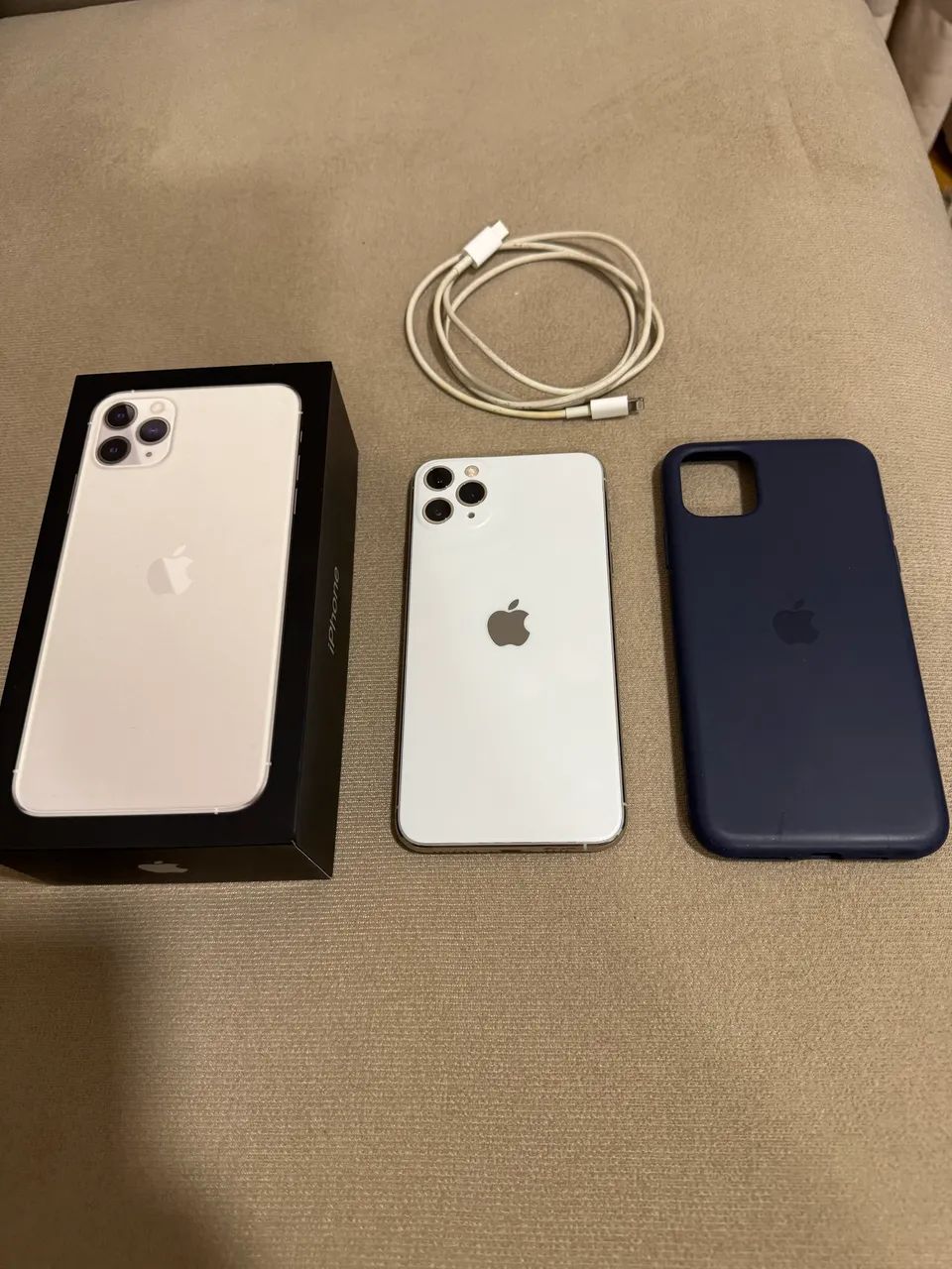 iPhone 11 Pro Max 64 gigas  - Foto 2