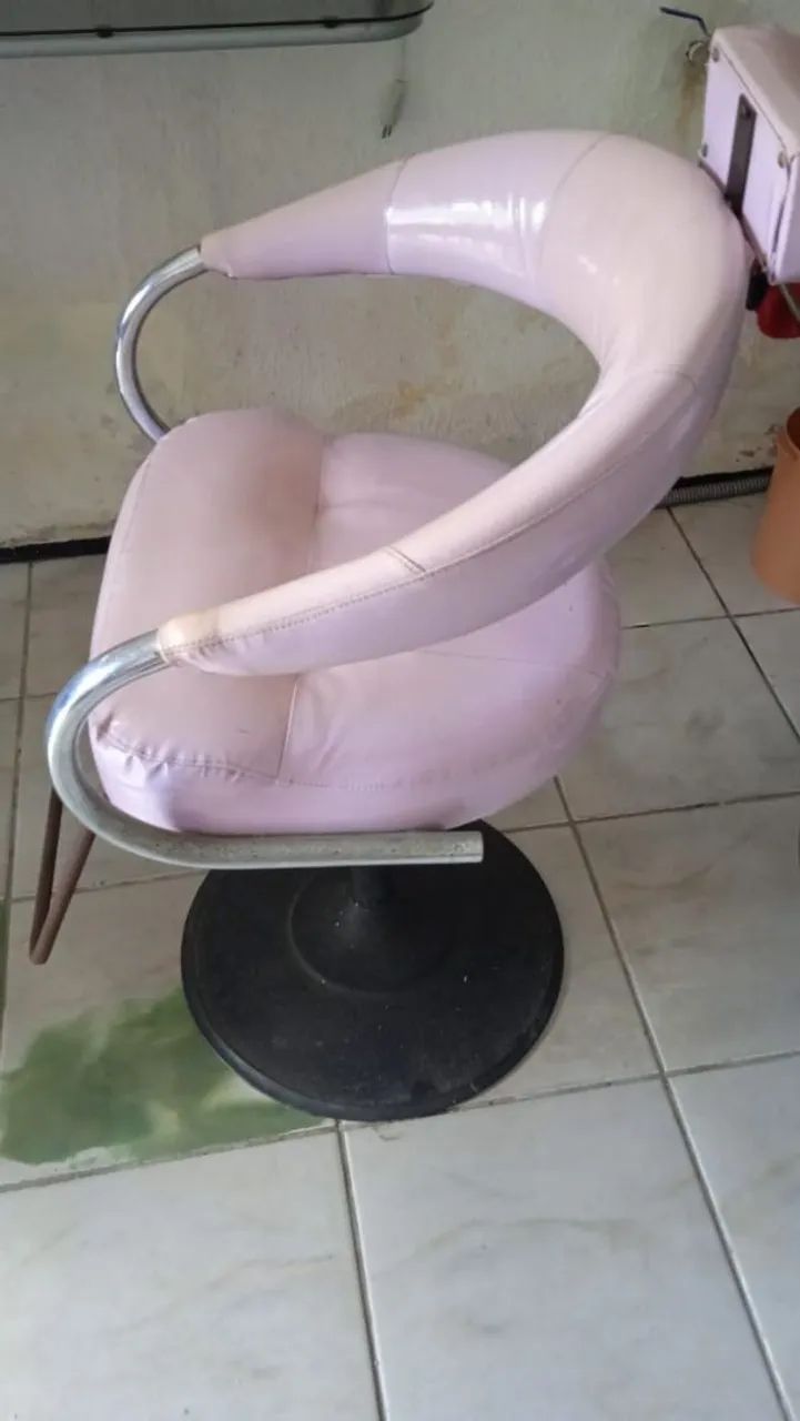 Cadeira e bancada para salão de beleza  - Foto 4