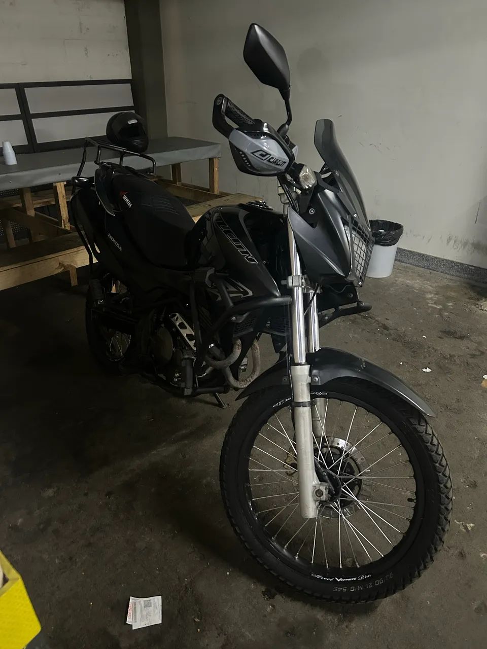Falcon 400i 2013