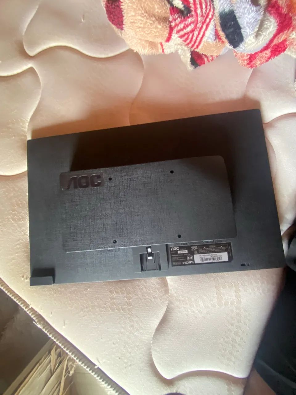 Monitor AOC novo