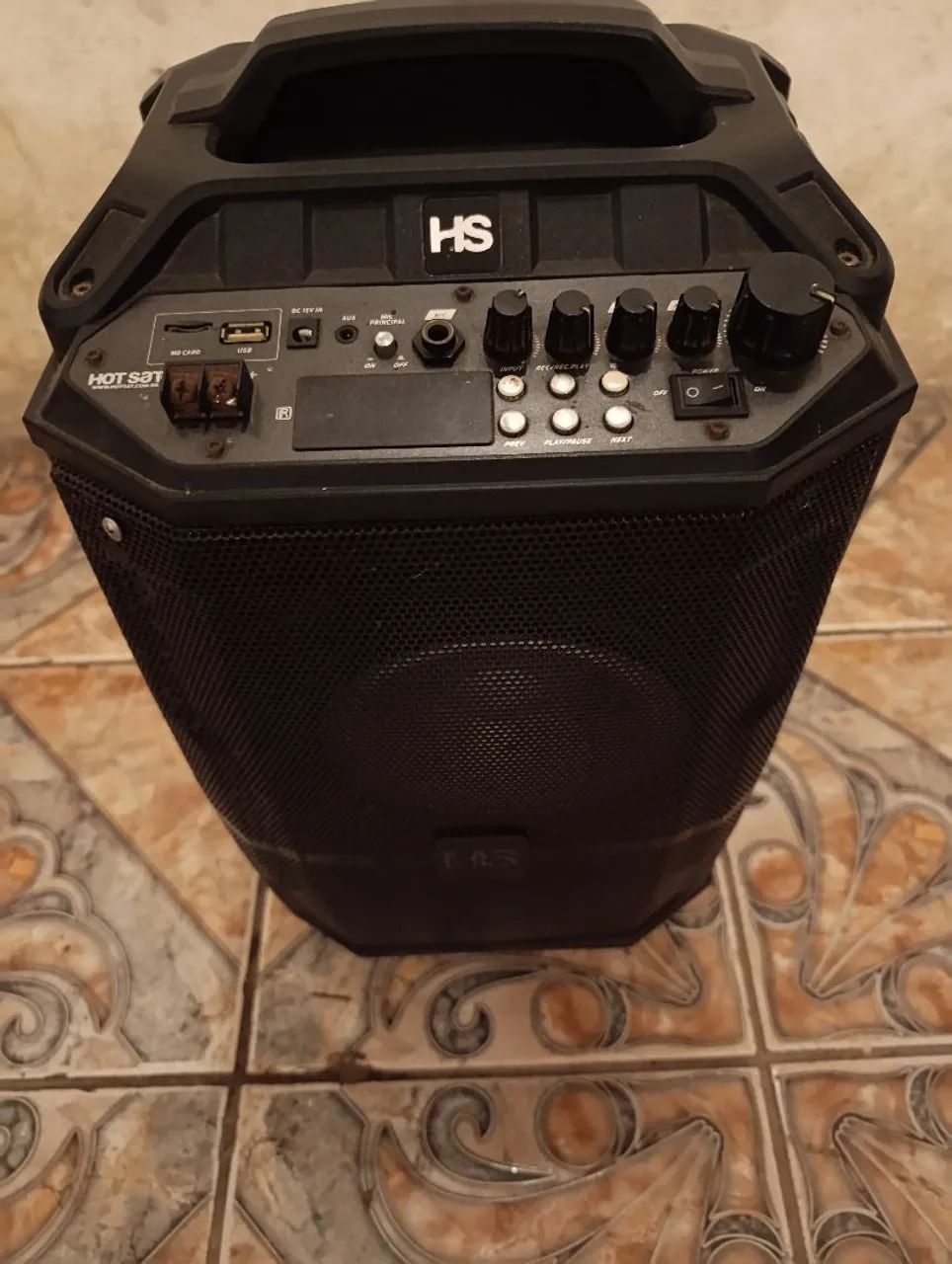 VENDO CAIXA DE SOM AMPLIFICADA 
