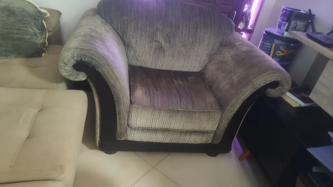 Vendo par de poltrona super confortável. - Foto 3