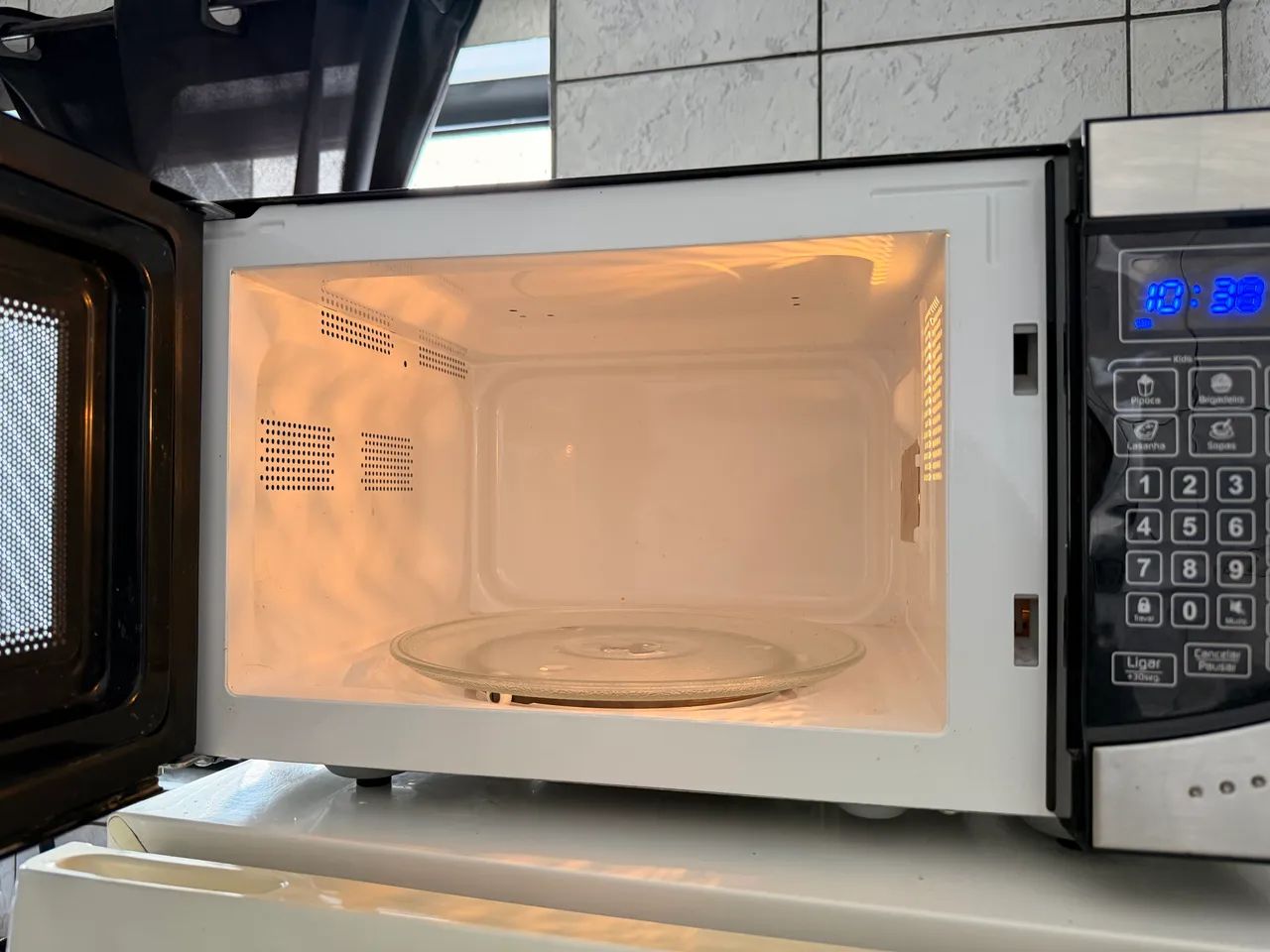 Microondas Philco 25L  - Foto 2
