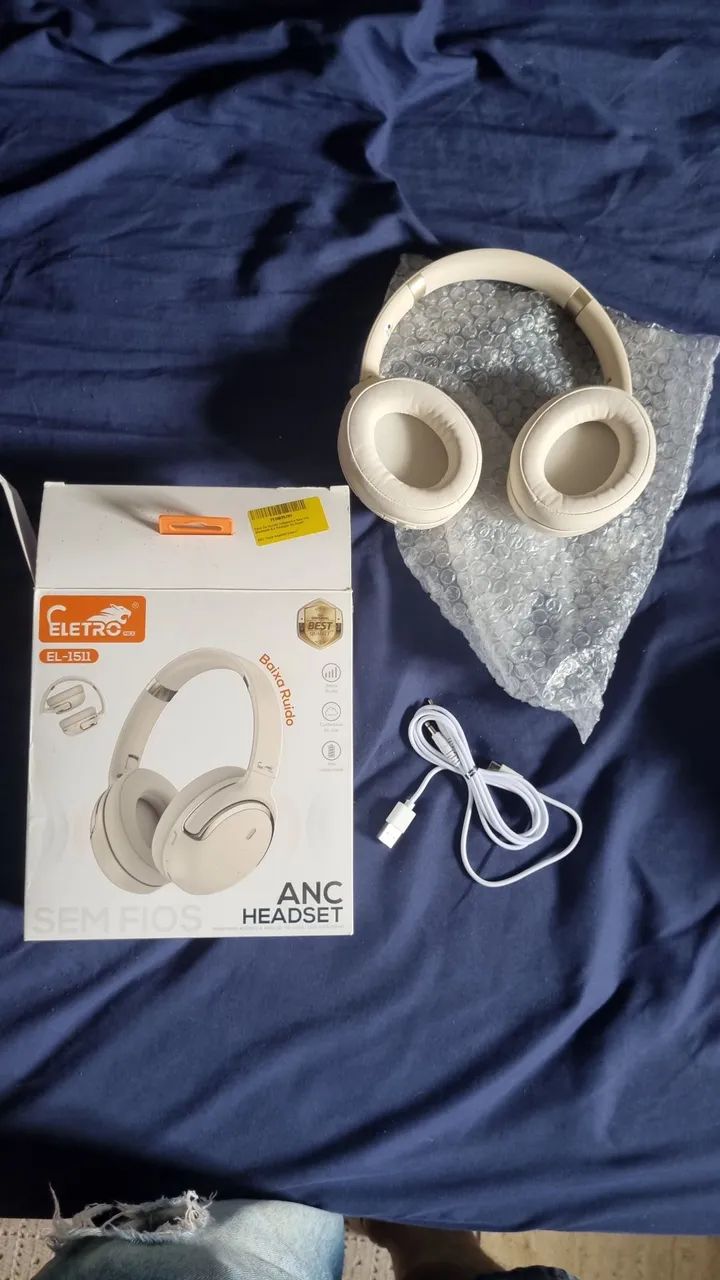 New headphones..403953646578575360