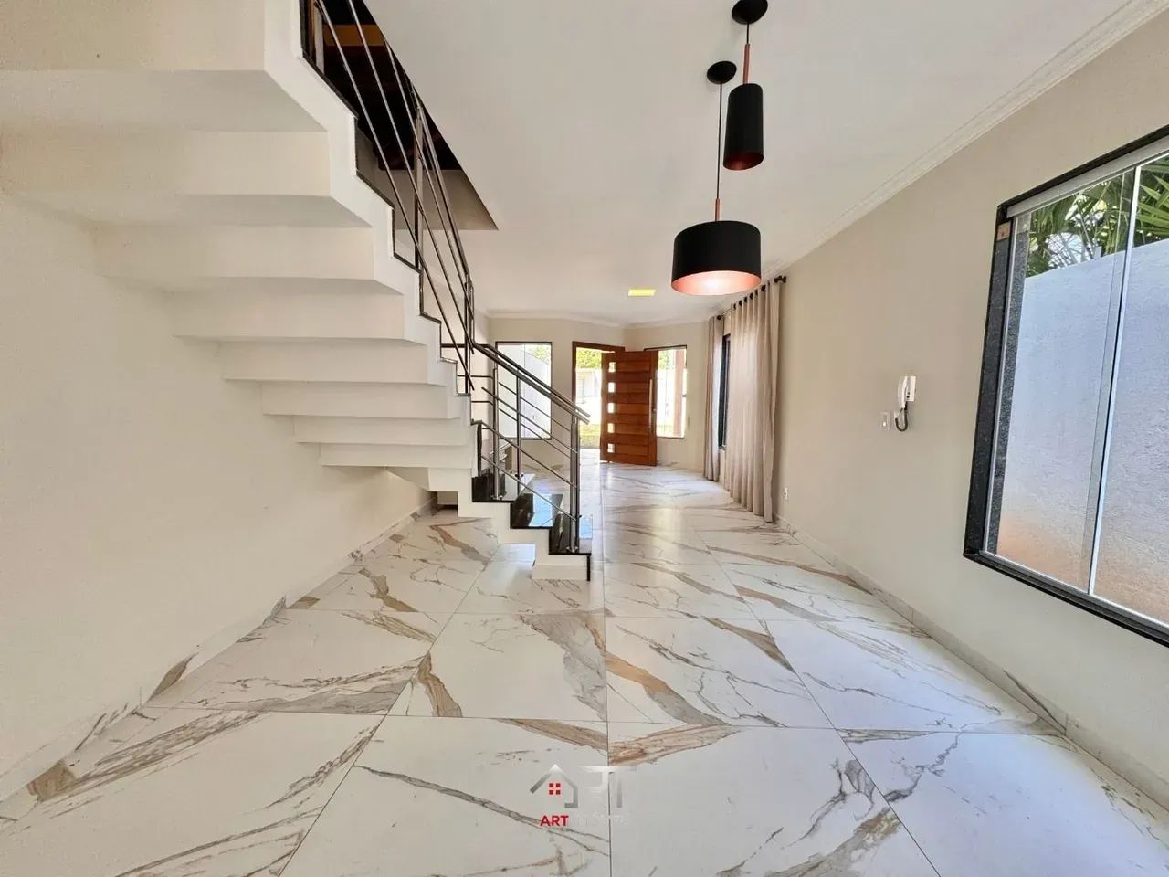 CP-CASA DUPLEX COM 3 QUARTOS/SUÍTE EM INTERLAGOS- QUADRA DO MAR- 2 VGS - Foto 3