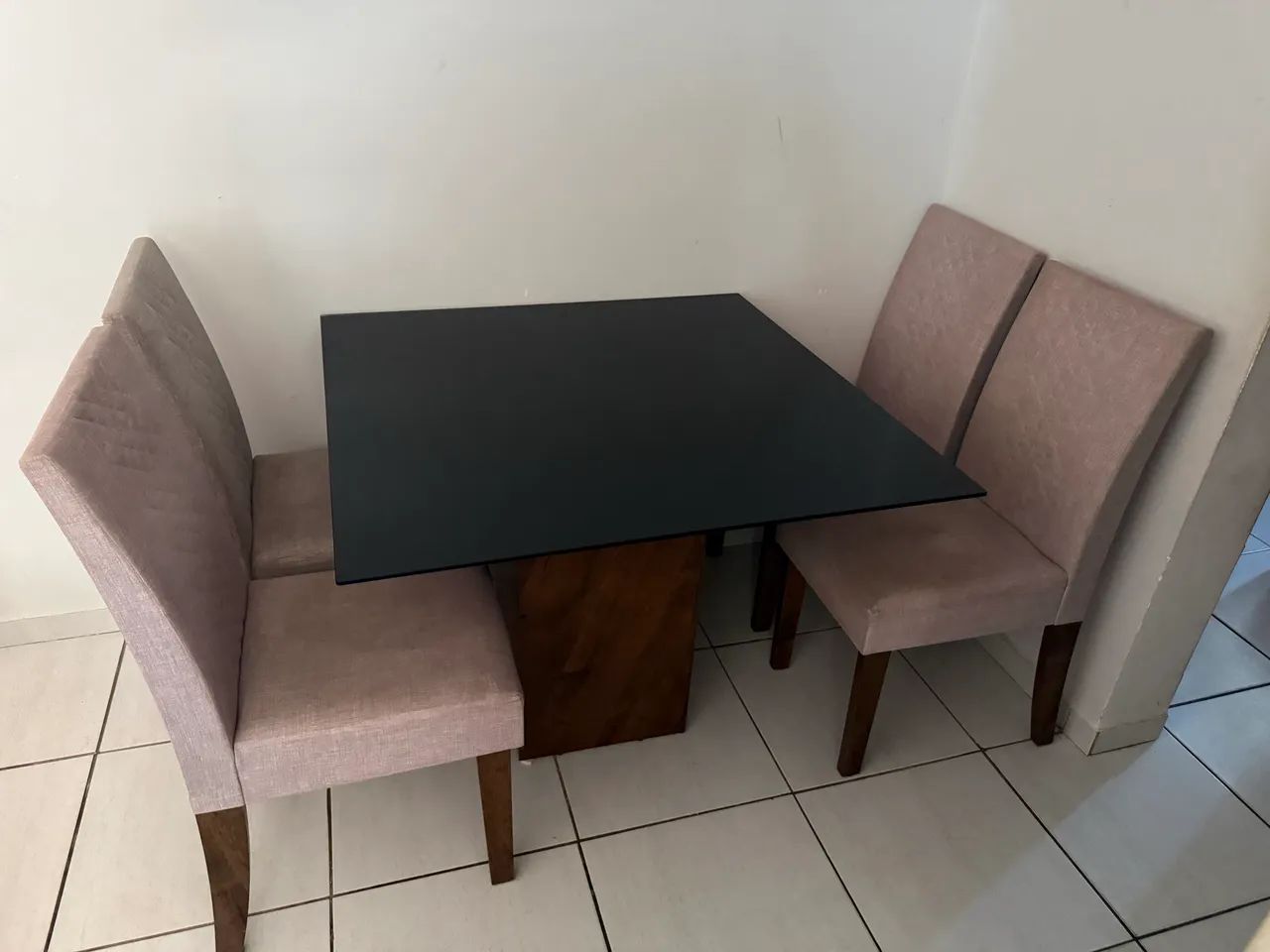 Mesa 4 cadeiras  - Foto 3