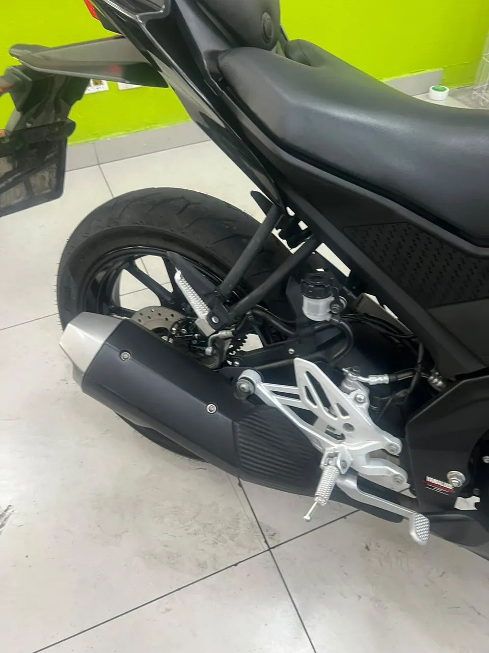 YAMAHA YZF R15 - Foto 2