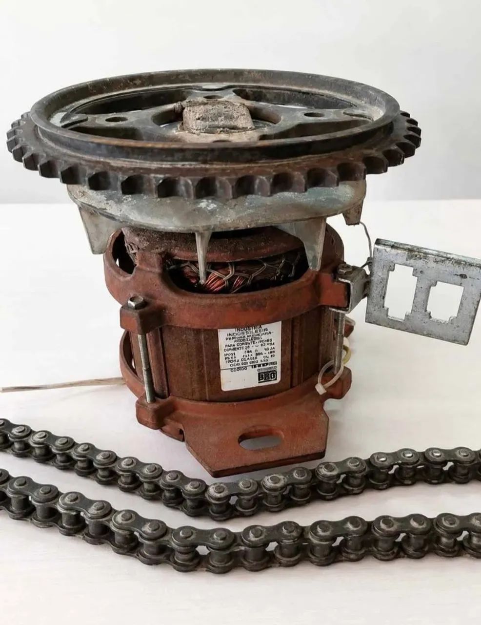 Motor elétrico 