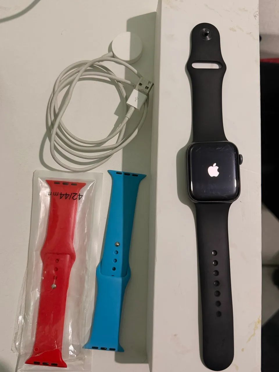 Apple Watch Series 4, 44mm