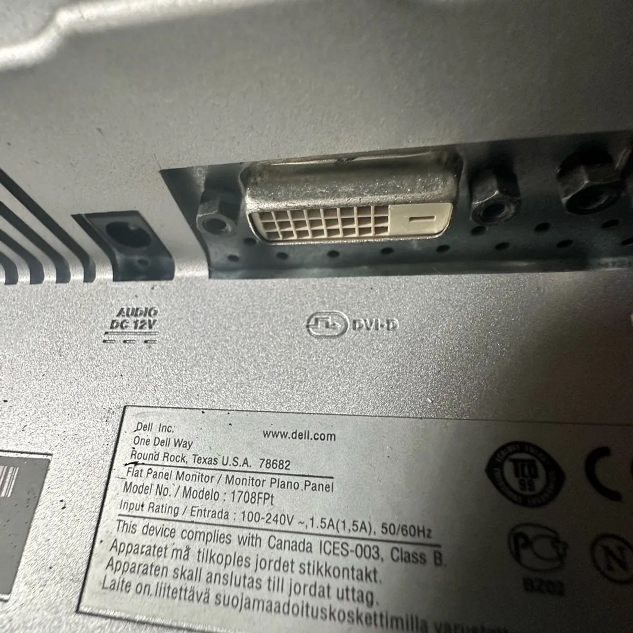 Monitor Dell modelo 1708FPT com DVI-D e USB usada funcionando  - Foto 5