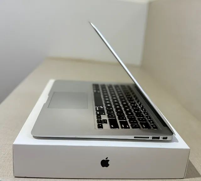MacBook Air 13'' A1466 2015 - Notebooks - Gleba Fazenda Palhano