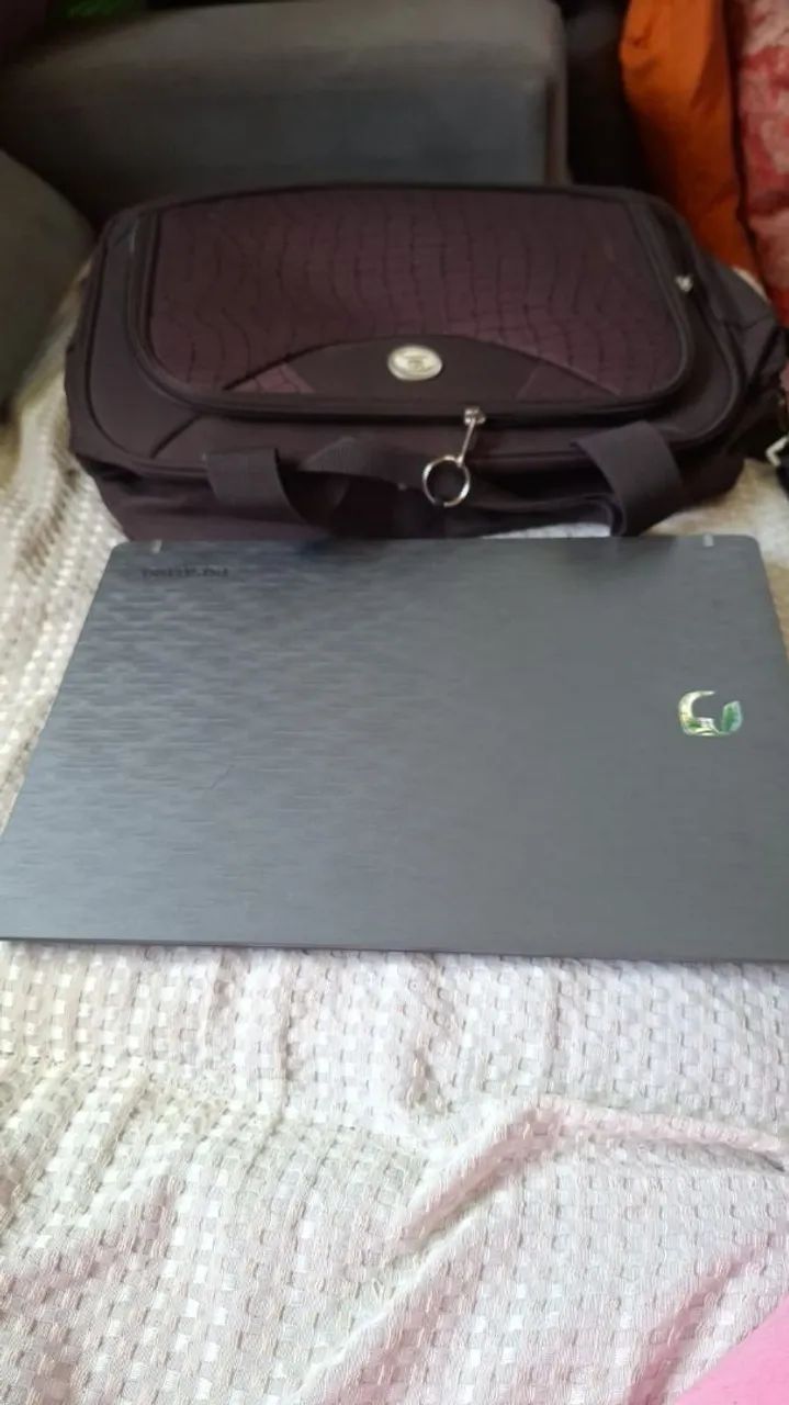 Vendo notebook por 1.450 - Foto 2