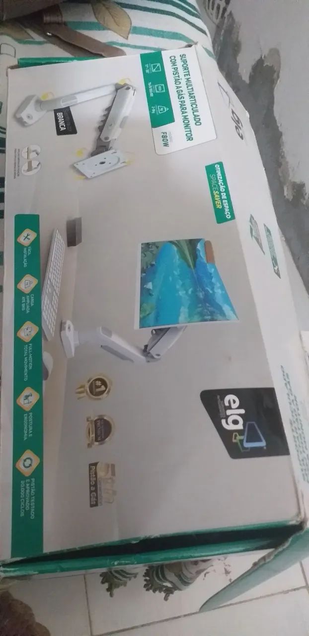 Suporte para computador. 