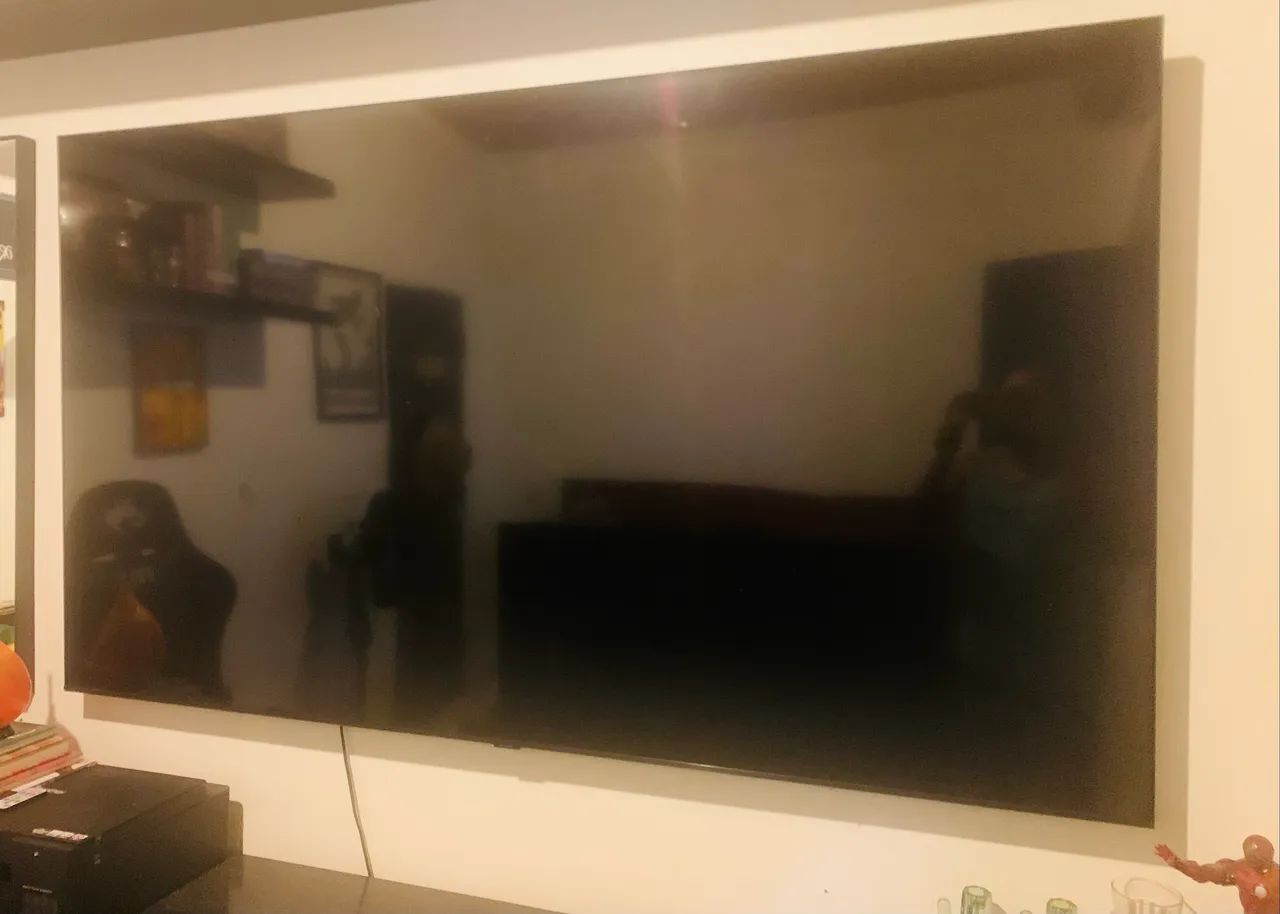 Tv grande 82 polegadas tu 8000 da Samsung com defeito no display  - Foto 3