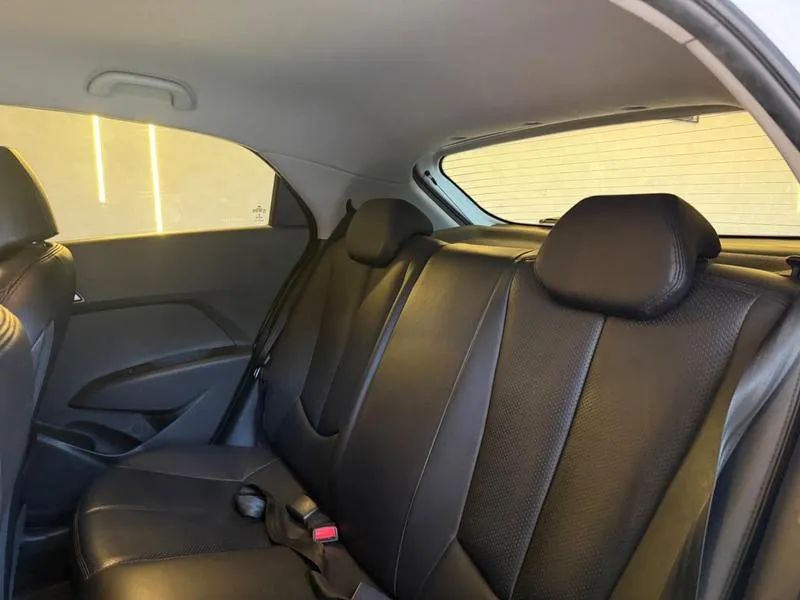 Hyundai HB20X Diamond 1.6 Flex 16V Aut., foto 10 de 13