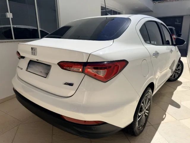 Fiat Cronos Precision 1.8 16V Flex Aut. 2019 - Foto 4