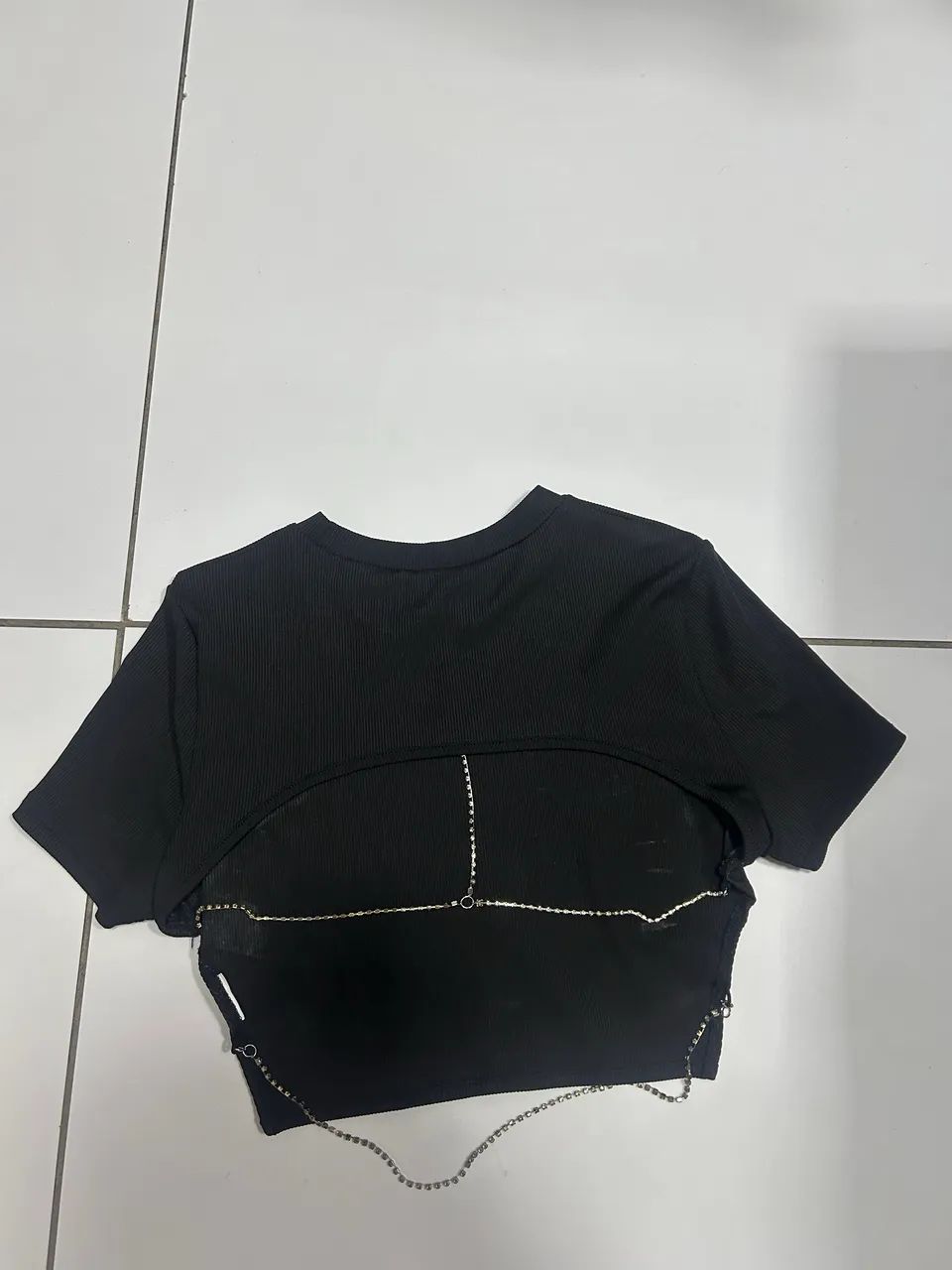 CROPPED SHEIN COSTA ABERTA COM BRILHO - Foto 4