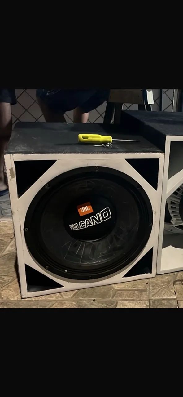 Grave de 15 JBL