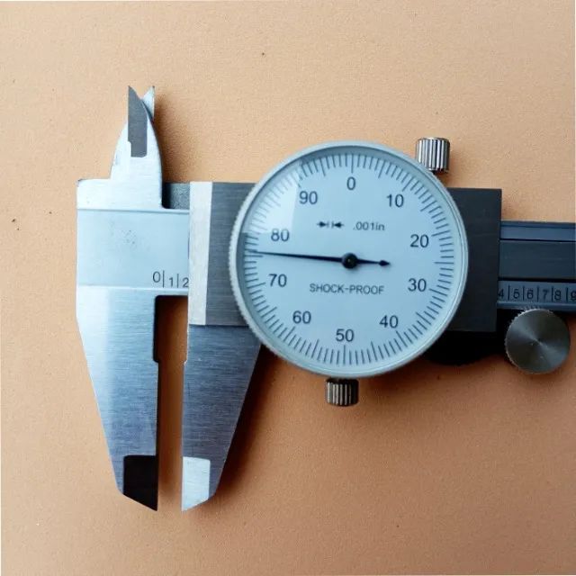 Paquímetro Analógico Polegadas Com Relógio Aço Inox - Foto 2