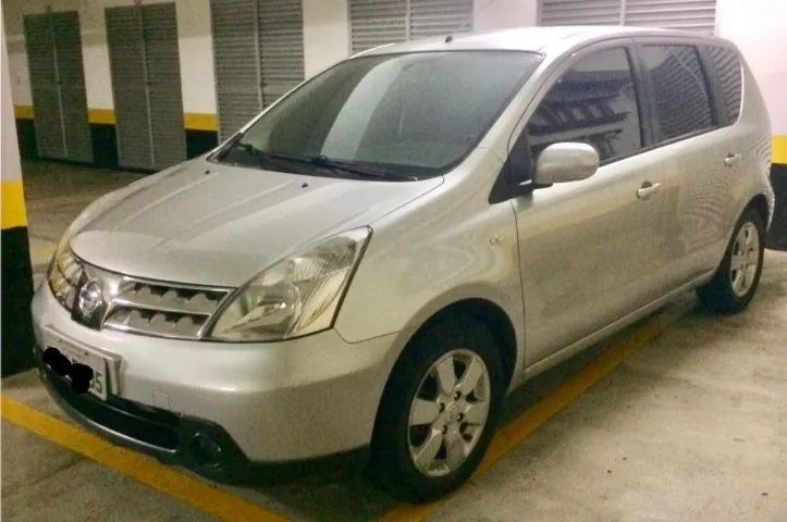 Nissan Livina 2010
