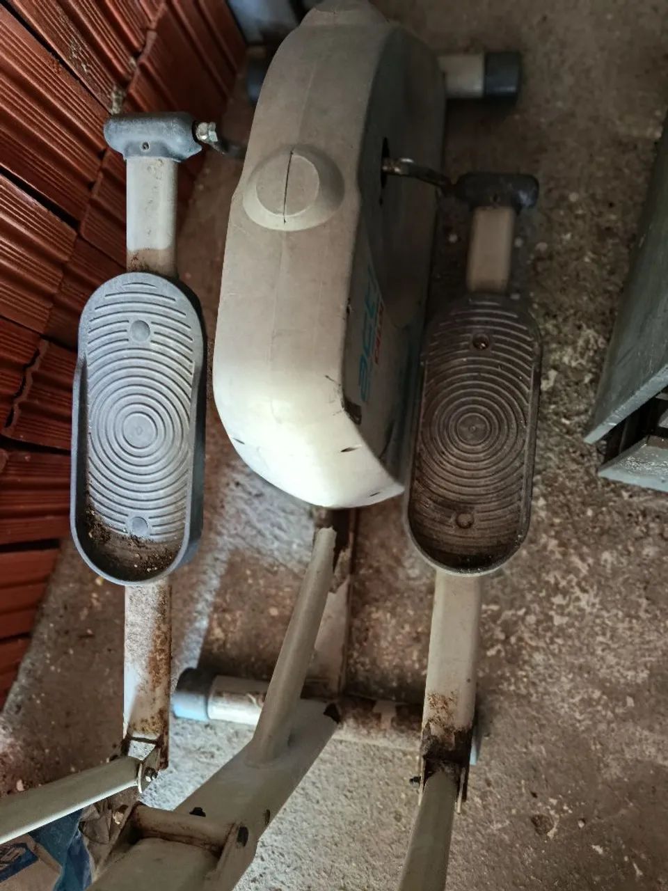 Máquina de exercícios  - Foto 5