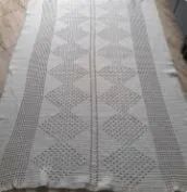 Tapete de crochê cru 