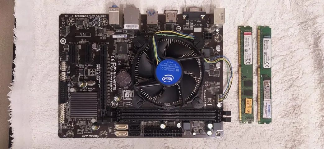 Placa mãe + Processador