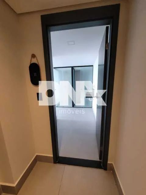 Flat : / Residencial / Jardim Oceania